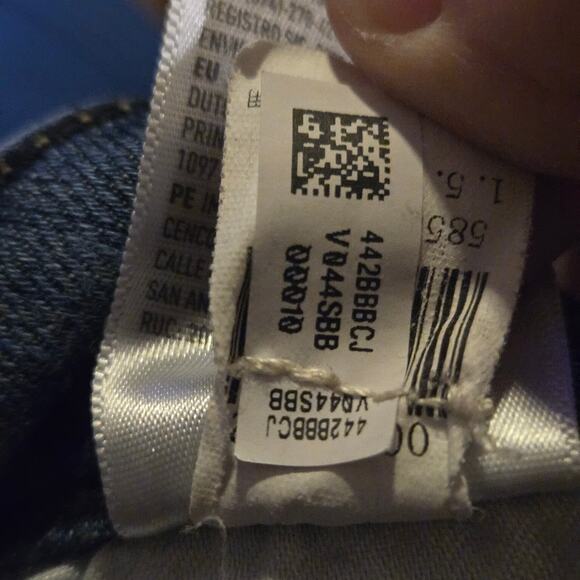 American Eagle NeXt Level AirFlex Slim Distressed Jeans 34x30 - Picture 6 of 13